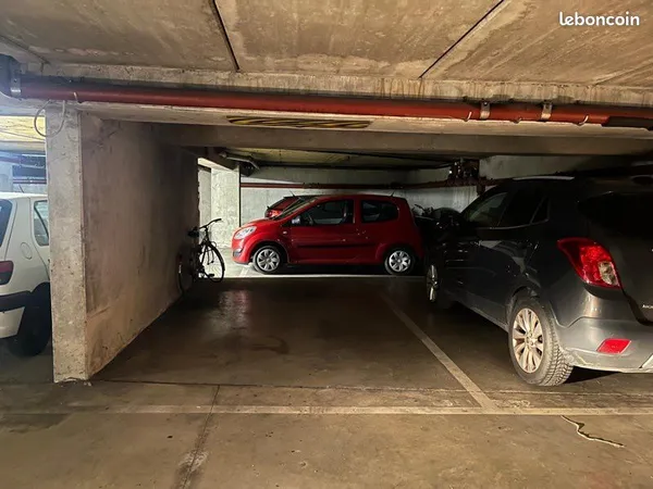 Place de parking sous-sol