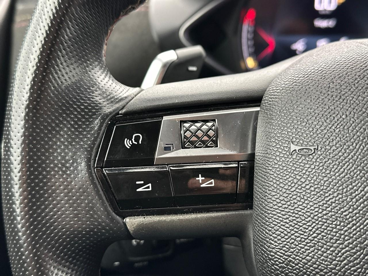Ds Ds 3 crossback puretech 155 eat8 performance line+ — photo 21