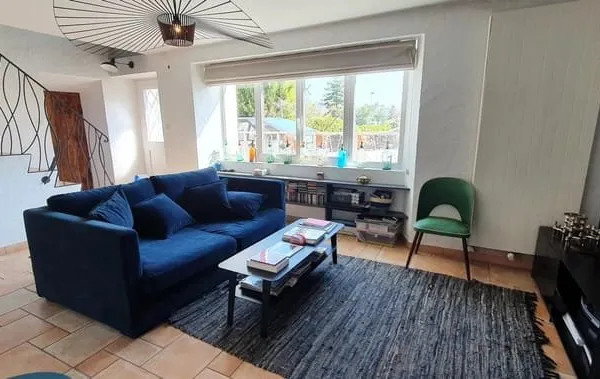 Maison 8 pièces 196 m²