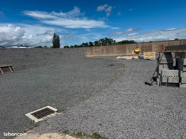 Location terrain