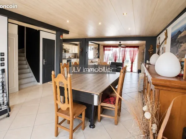 Maison 6 pièces 105 m²