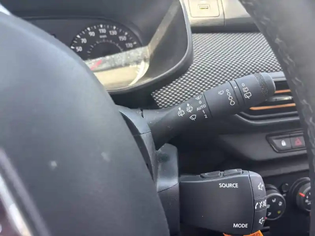 Dacia Sandero tce 90 - 22 — photo 29