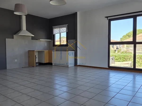 GIGNAC - Grand appartement 3 pièces