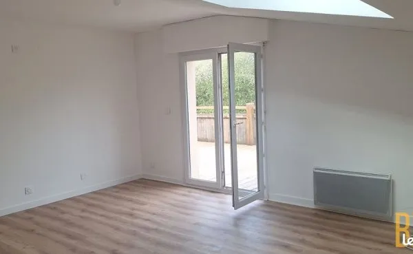 Bureaux 97 m² VANNES