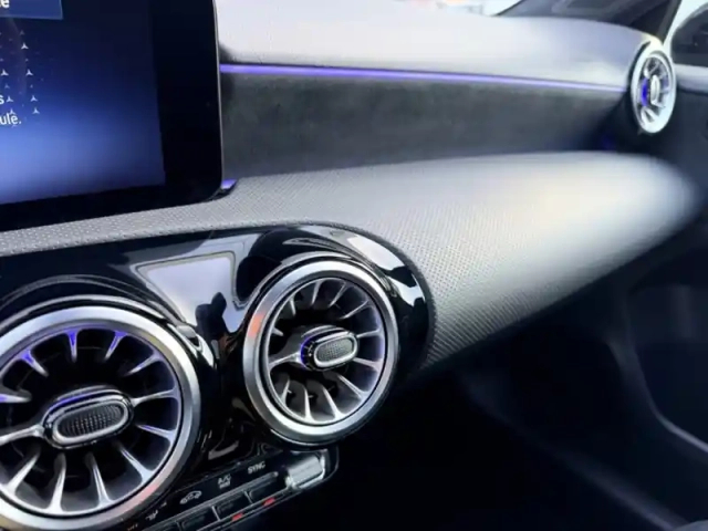 Mercedes Classe A 180 d amg line — photo 9
