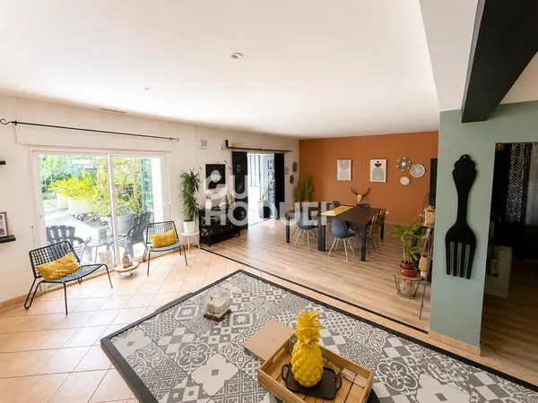 Maison à vendre à Saint Estèphe - Référence 4873