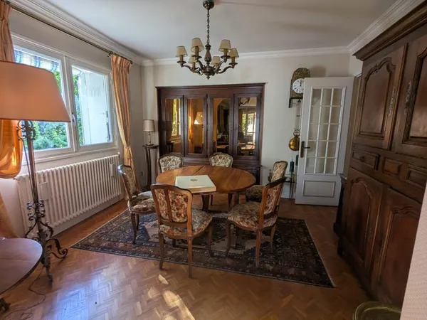 Appartement T3 à rénover avec balcon et jardin