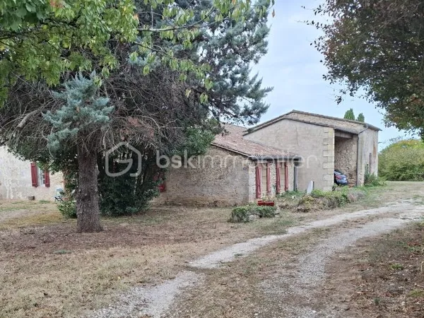 Maison 9 pièces 299 m²