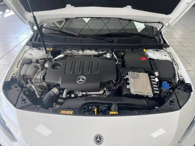 Mercedes Classe A 200 d amg line — photo 13