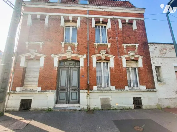 Maison 211 m²