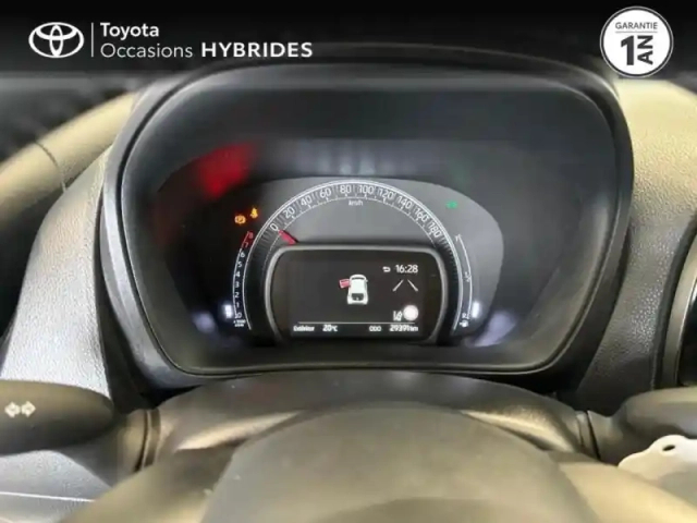 Toyota Aygo x 1.0 vvt-i 72ch dynamic — photo 14