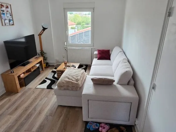 Loue appartement T3 de 47 m² à Golbey