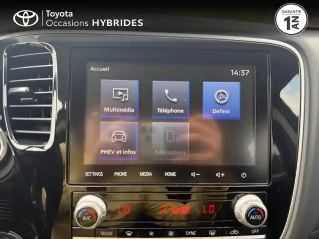 Mitsubishi Outlander phev twin motor business 4wd — photo 15
