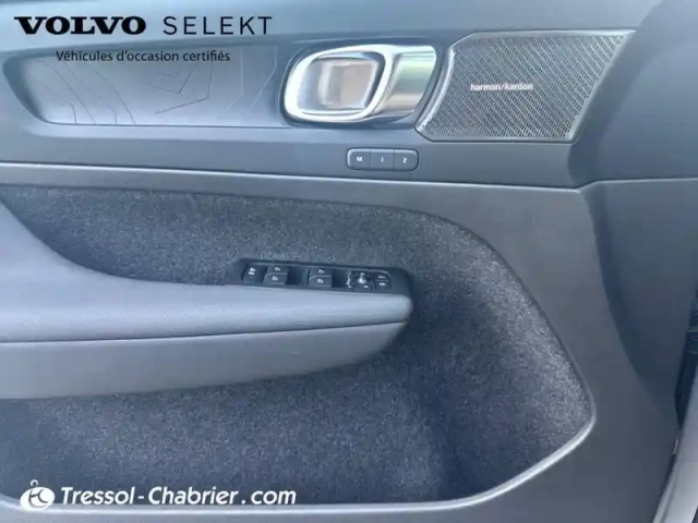 Volvo Xc40 t4 recharge 129+82 ch dct7 ultimate — photo 20