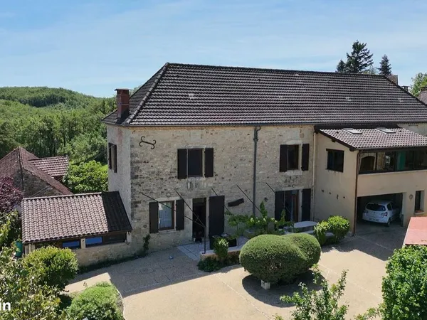 Maison 9 pièces 190 m²