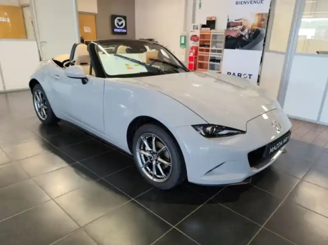 Mazda Mx-5 1.5 skyactiv-g 132ch kazari — photo 12