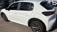 Peugeot 208 e-208 136ch Style — photo 4