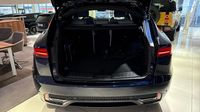 Jaguar E-Pace P300e PHEV R-Dynamic SE BVA AWD — photo 14