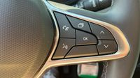 Renault Clio 1.5 dCi 100ch Evolution - 25 — photo 25
