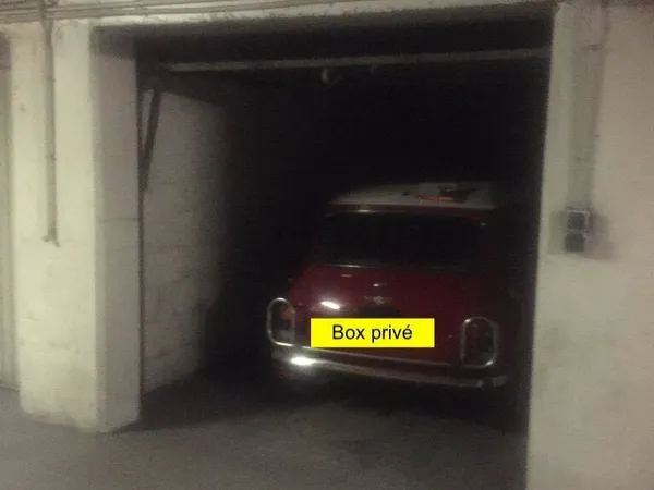 Parking 14 m²