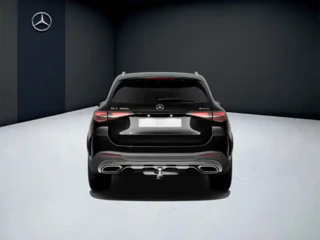Mercedes Glc 300 e  hybrid eq 4matic am — photo 4