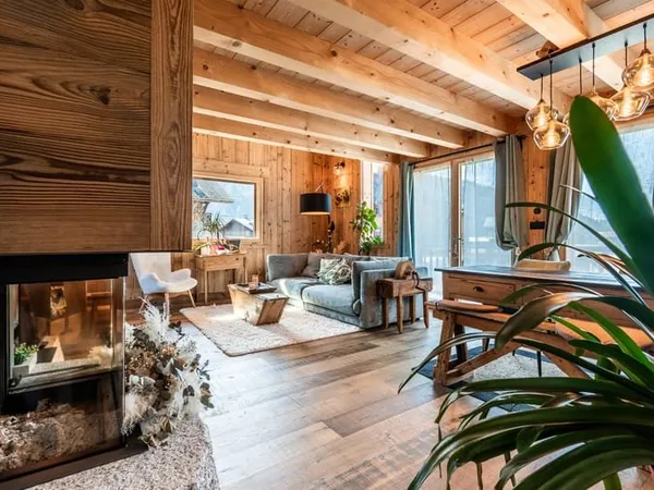 Chalet familiale chaleureux et lumineux.