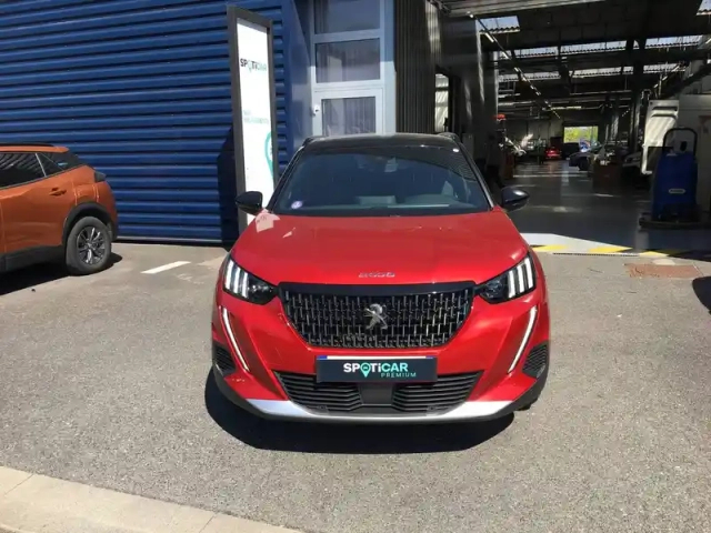 Peugeot 2008 puretech 130 s&amp;s eat8 — photo 2