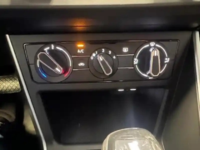 Volkswagen Taigo 1.0 tsi 116ch vw edition dsg7 — photo 10