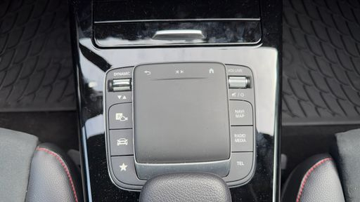 Mercedes Classe A 200 163 7G-DCT - AMG Line – 2021 – 33822 km – Essence – Boîte Automatique — photo 17