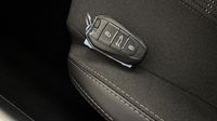 Peugeot 308 1.5 BlueHDi 130ch S&S Allure Pack — photo 16