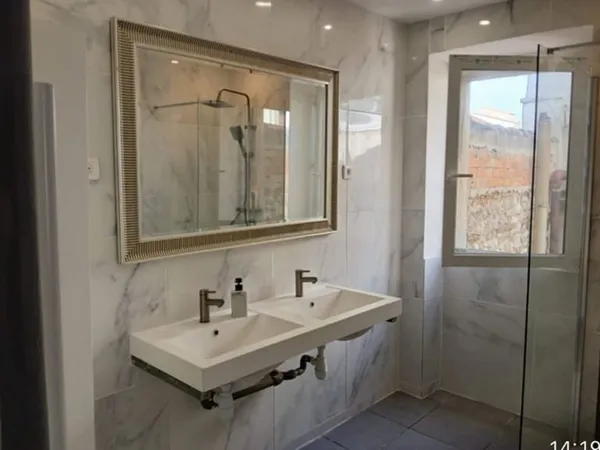 Appartement 1 pièce 55 m²