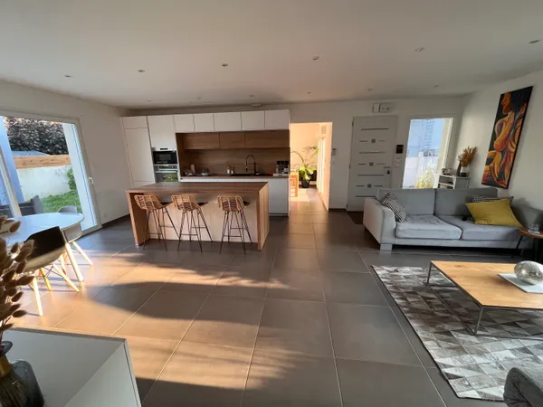 MAISON DE PLAIN PIED 119 m², 4 CHAMBRES, SAINT-HERBLAIN BOURG