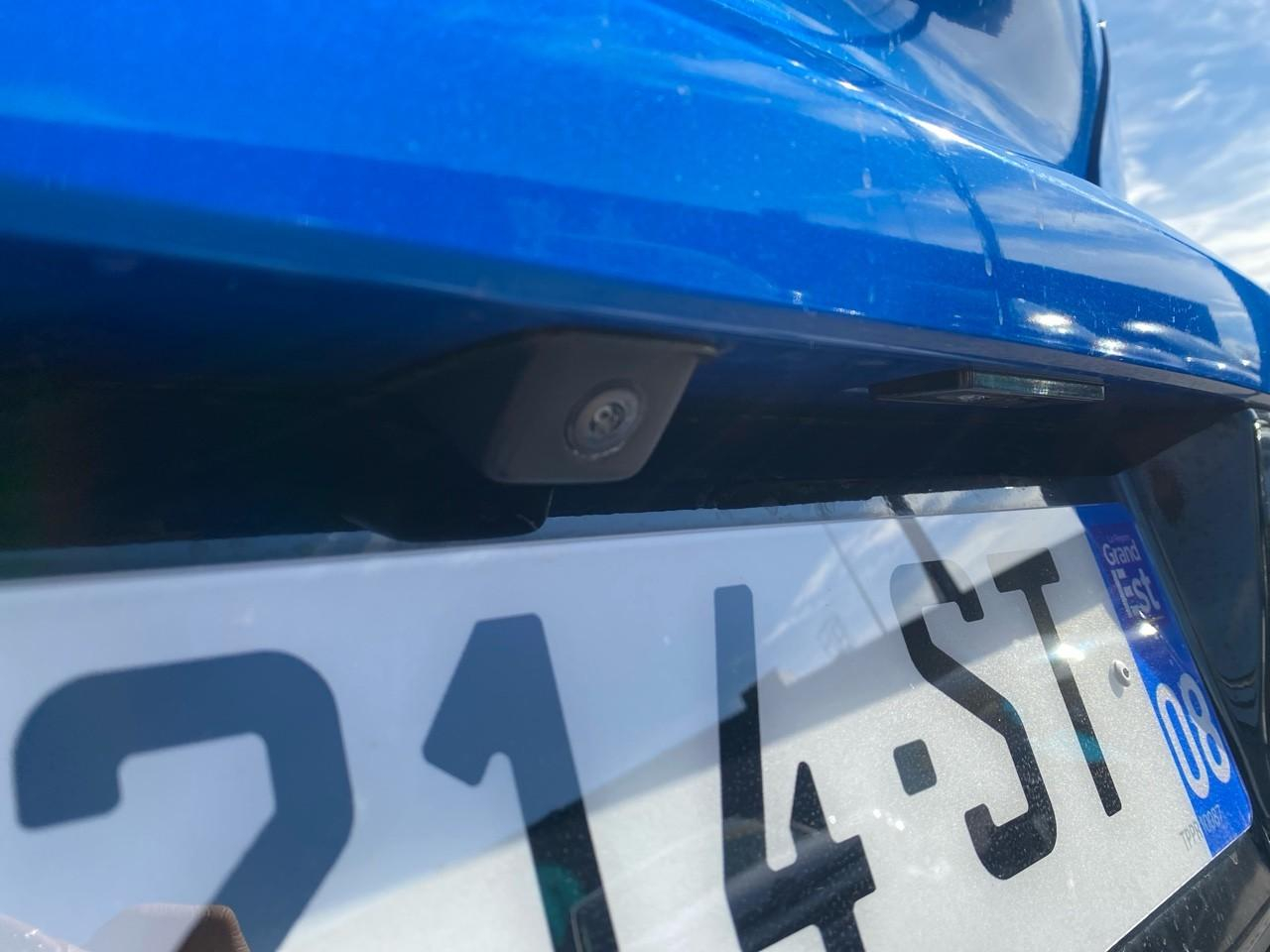 Peugeot 208 1.2 puretech 100ch s&s allure — photo 36