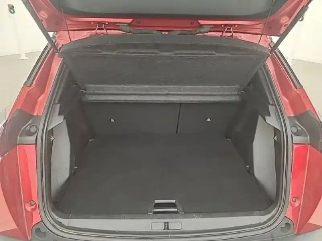Peugeot 2008 puretech 130 s&amp;s eat8 — photo 6