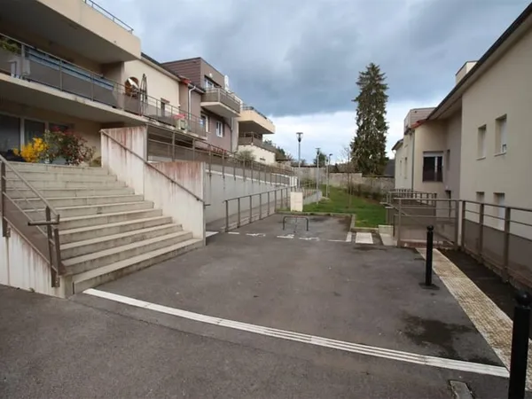 Stationnement Location Besançon   20€