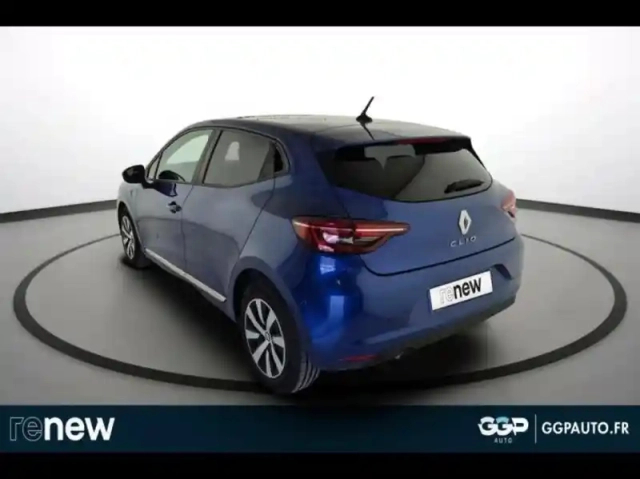 Renault Clio 1.5 blue dci 100ch evolution — photo 4