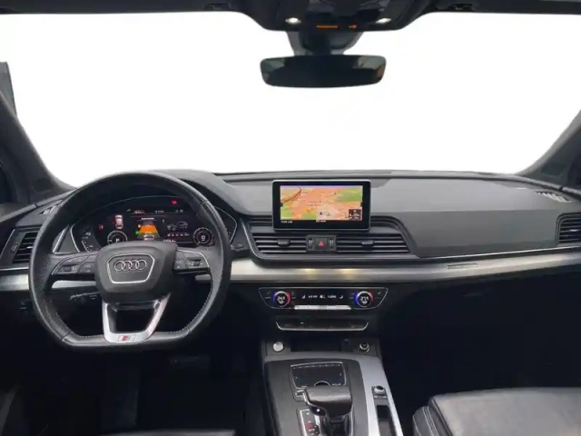 Audi Q5 55 tfsi e 367 s tronic 7 quattro — photo 11