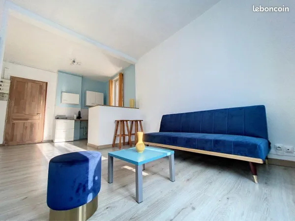 Studio meublé 25m2 proche STEEL