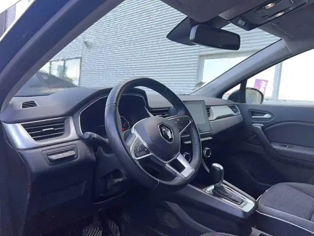 Renault Captur e-tech 145 - 21 — photo 20