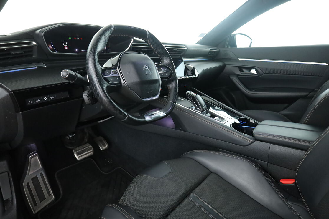 Peugeot 508 1.6 PureTech GT Line EAT8 — photo 10