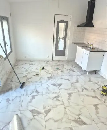 Loue studio 25 M2 a livry gargan