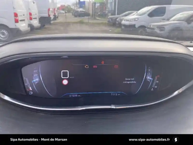 Peugeot 5008 puretech 130ch s&amp;s bvm6 — photo 17