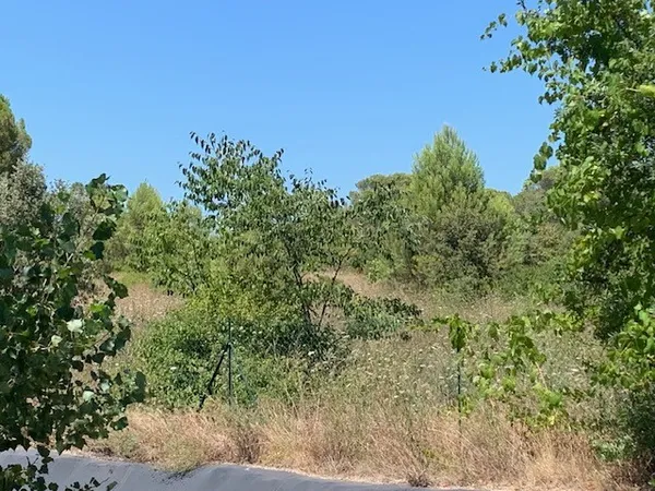 Terrain en lotissement 685 m²