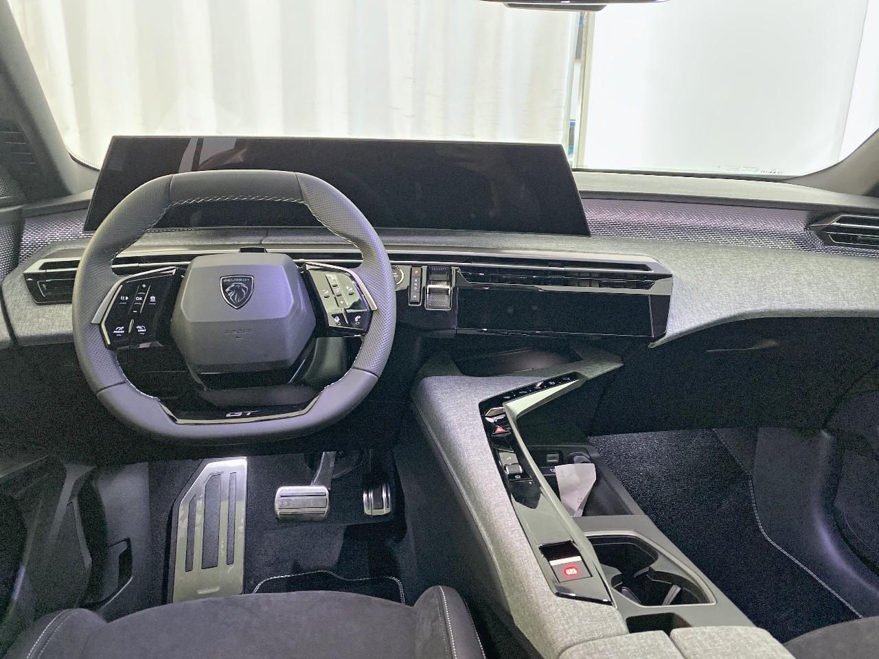 Peugeot 3008 hybrid 145 e-dcs6 gt — photo 8