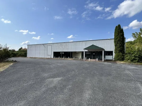Local commercial 1680 m²