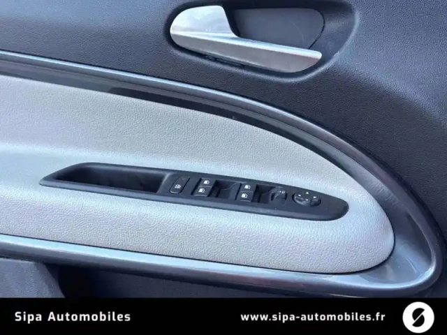 Fiat 600 1.2 hybrid 100ch dct6 — photo 30