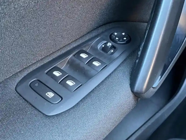 Peugeot 308 ii bluehdi 130 eat8 s&amp;s active business — photo 17