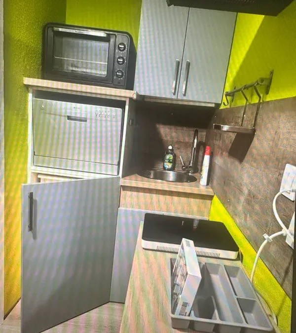 Photo 1