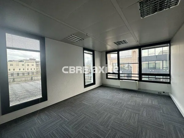 Bureaux 346 m²