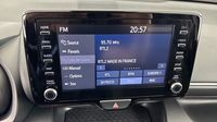 Toyota Yaris 116h Design 5p MY22 — photo 18